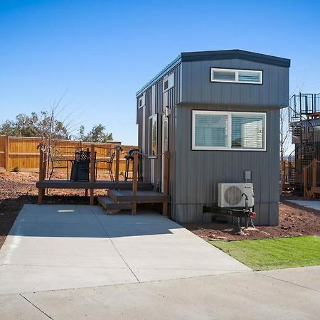 Under The Sea Tiny Home Apple Valley Exterior photo